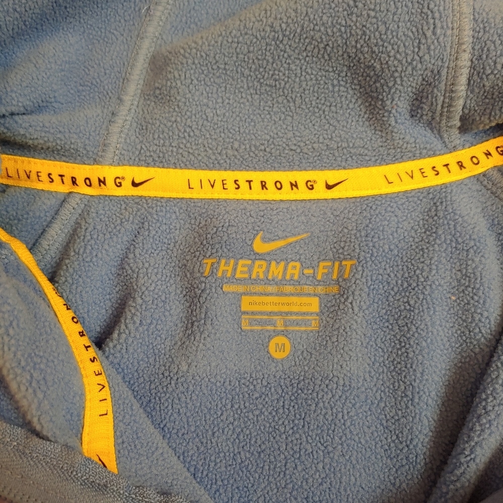 EUC NIKE Livestrong windbreaker therm fit jacket - Picture 4 of 8